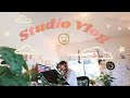 Studio Vlog ✧ 23: Comfy But Hectic Work Days & Lots of Fooood!
