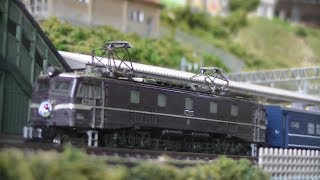 Nゲージ鉄道模型 EF58/EF65-1000 スロ81系/14系臨時特急列車