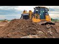 Great New Shantui DH17C2 Bulldozer Pushing Moving Soil Sandy