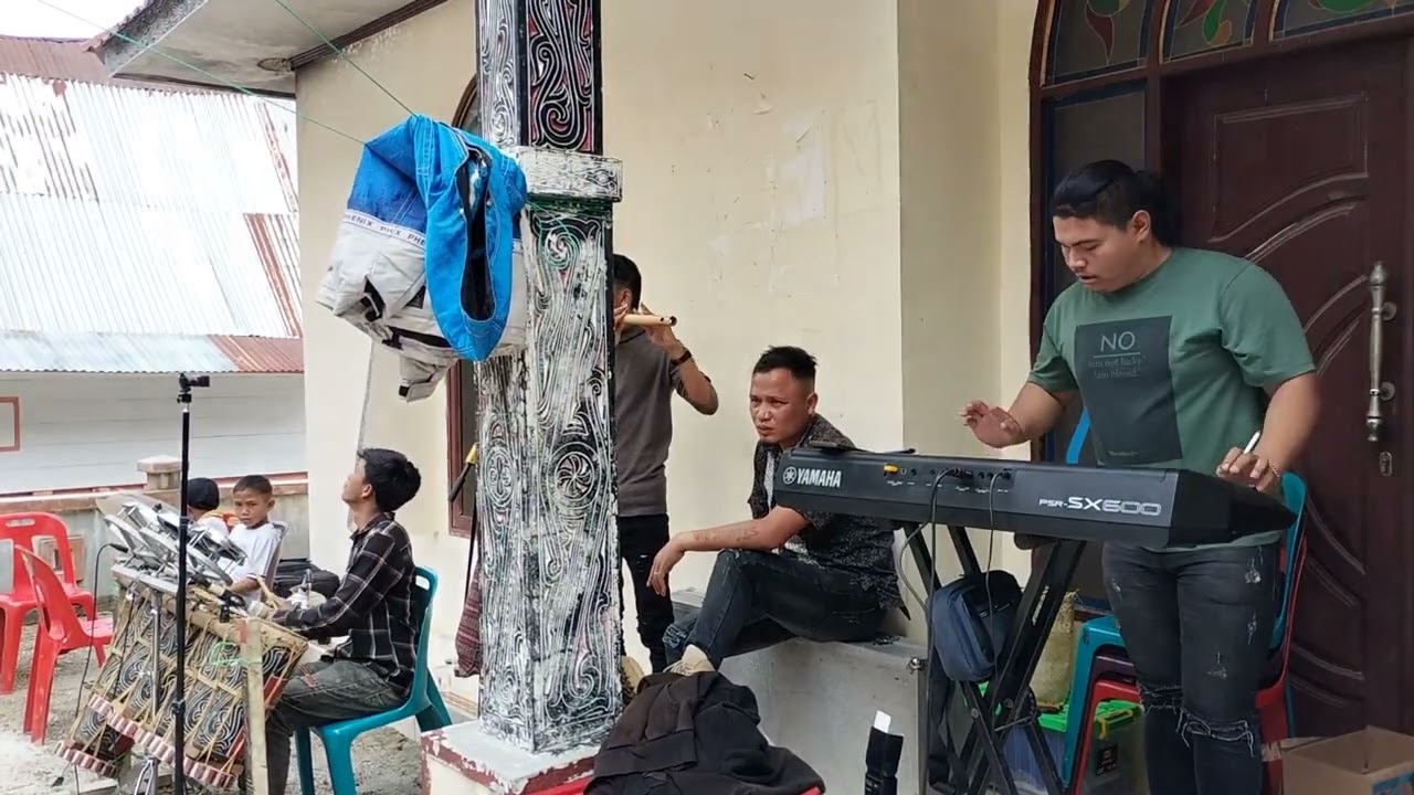 Adat Saurmatua Desa sitiotio // Jorangraja Musik