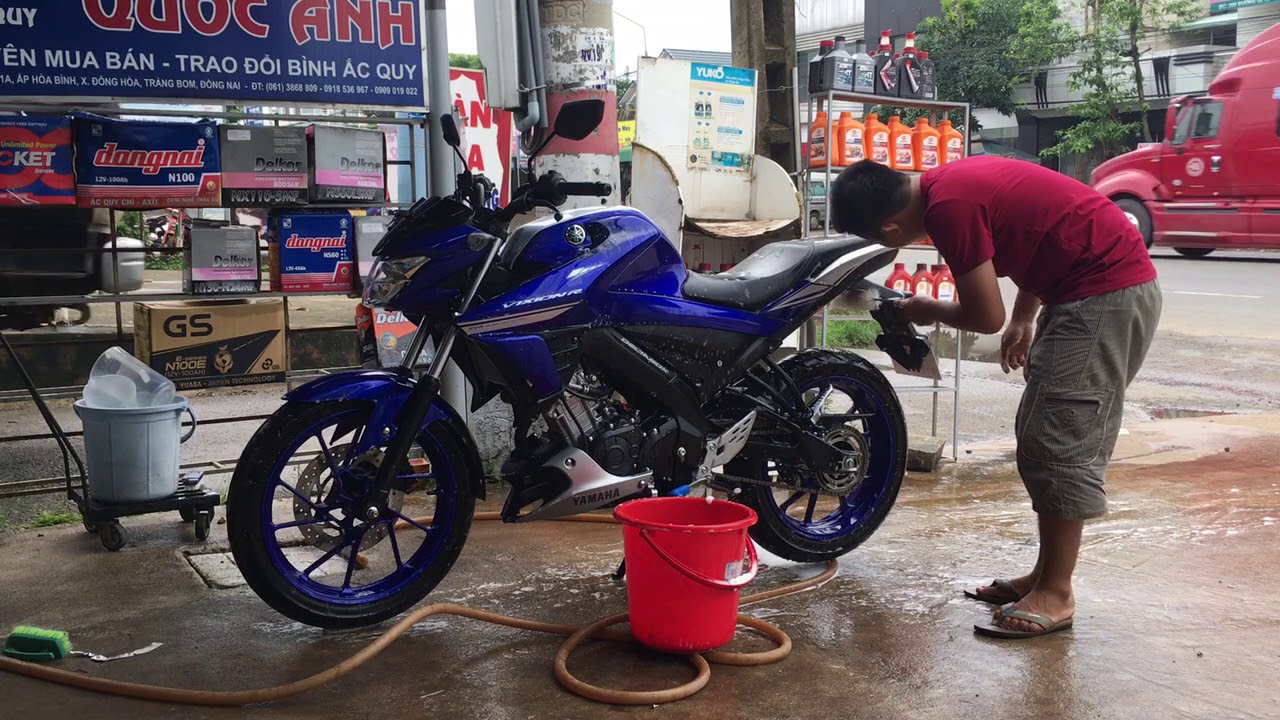 Rửa xe FZ155 | Vixion R - YouTube