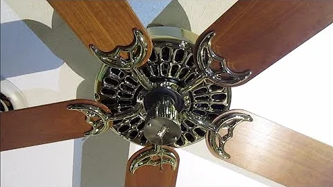 2002 Hunter Original (23854A) 52" Ceiling Fan (in Polished Brass)