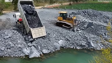 Wonderful Project Update Bulldozer SHANTUI Push Soil , Dump truck 25T Unloading Soil