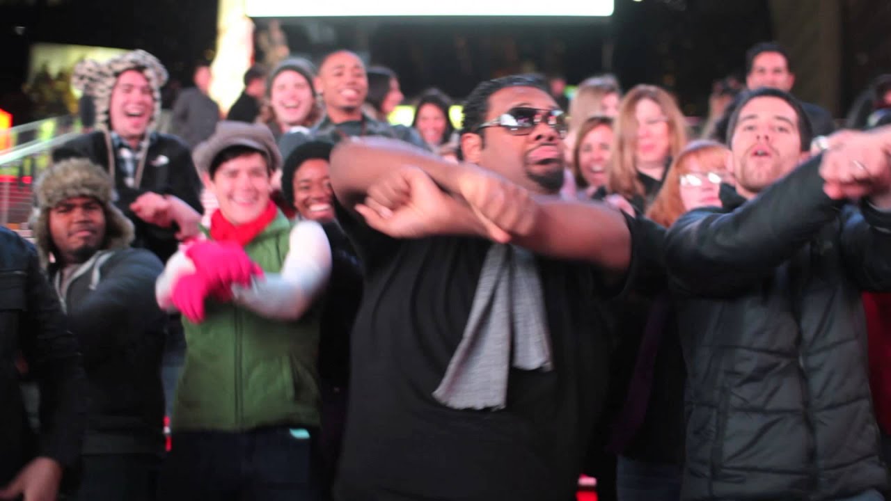 (Official) Gangnam Style Remix NYE 2013 Ft. Fatman Scoop