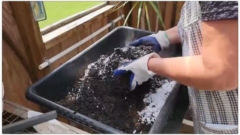 🌱 How To Make Homemade Potting Soil In Minutes | Easy DIY Garden Soil Recipe