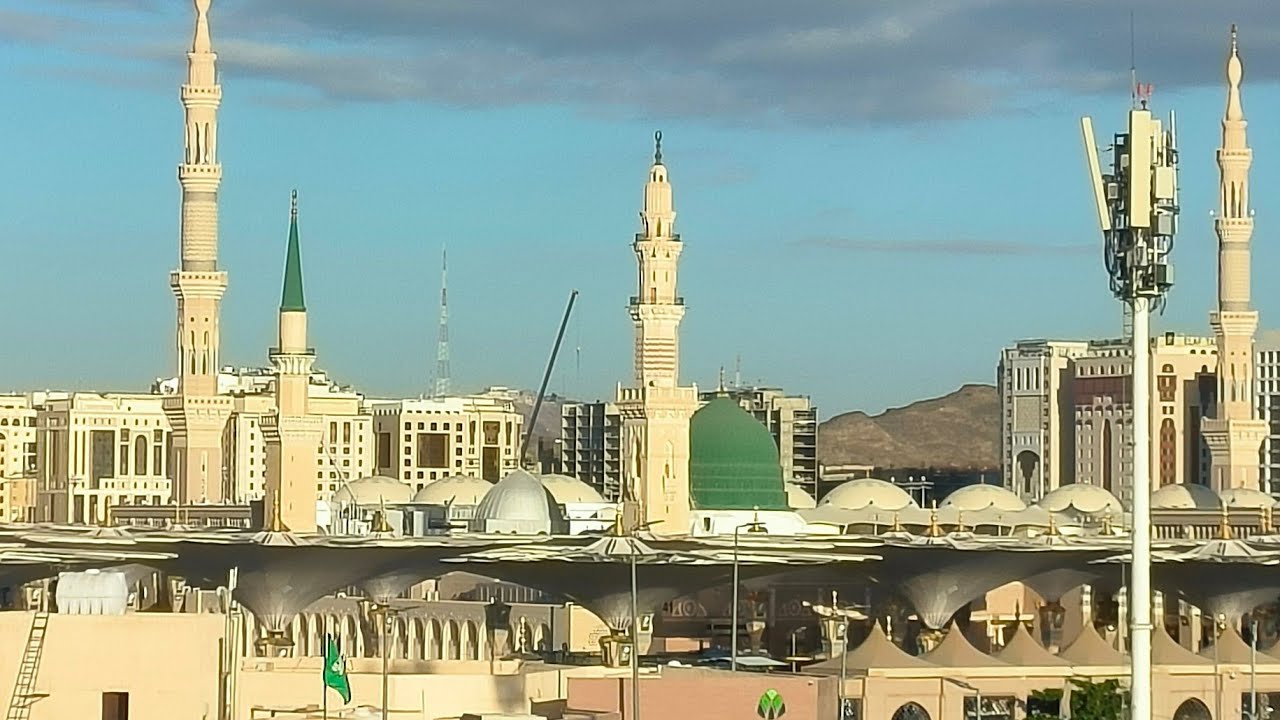Live Live Live Ziyarat e Madina Paak