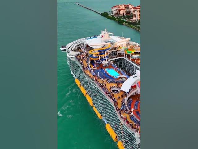 Symphony of the Seas Cruise Ship