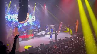 3OH!3 - Teenage Dirtbag (Wheatus Cover) [Live] with John O' Callaghan (2023) - The Mission Ballroom