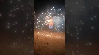 Queen Pyro Park Wire Chakkar