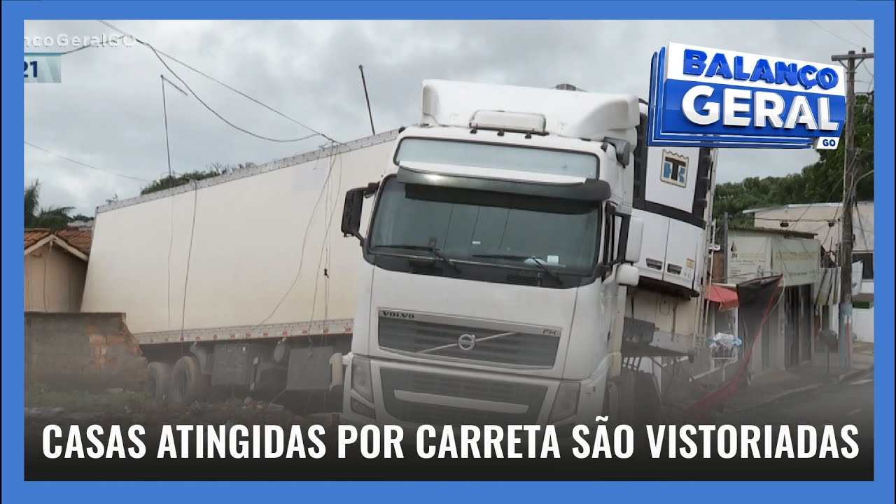 CASAS ATINGIDAS POR CARRETA SÃO VISTORIADAS