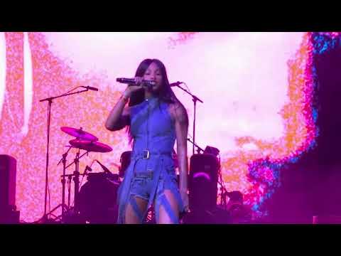 Willow curious/furious live at coachella 2023