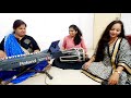 Ghadi Ghadi mora dil ... Presented by Neesha Mokal, Uma Devraj and Rupali Varadkar ..