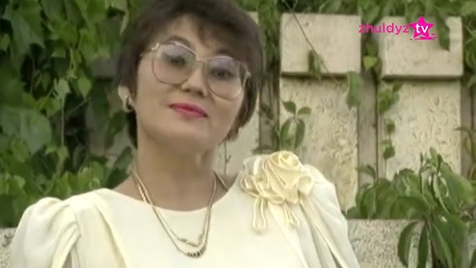 Артқы жағындағы транссексуалдың суреті