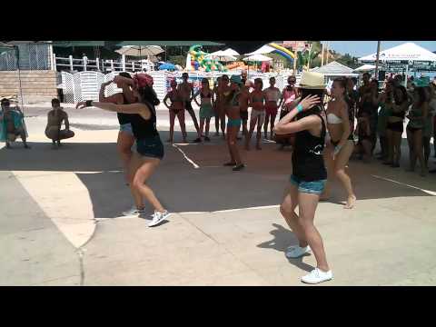 Cha cha cha (arm styling footwork) (music)