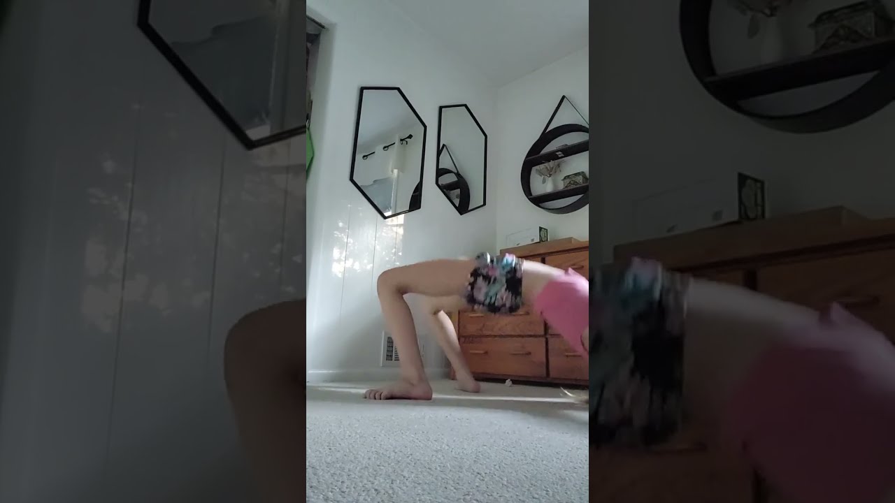 Twin Yoga Pose Challenge 🧘‍♀️ | Teen School Yoga Fun