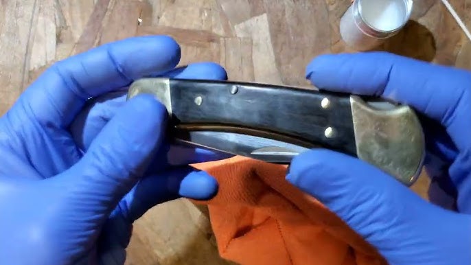 Renaissance Wax, Bowling Alley Wax, & Beeswax: What to put on your pocket  knife & Fixed Blade 