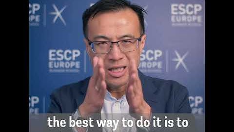 How do customers influence Digital Transformation? (Prof. Terence Tse explains it all, part 5/13)