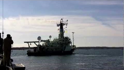 Three Long, Two Short: Departure of R/V Oceanus from Woods Hole