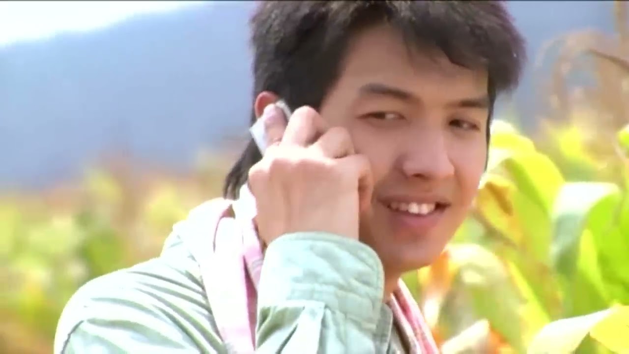 ปกเพลง รู้ว่าเขาหมดใจ...ทำไมยังฮักเหลือเกิน — TAI ORATHAI