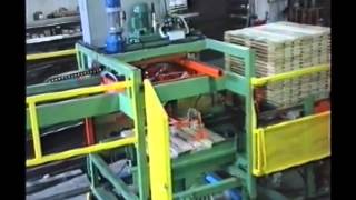 Destacker feeder of decks