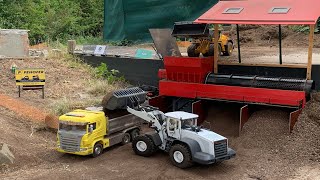 Ad-free! RC TRUCKS & MACHINERY @ WORK IN THE MIX