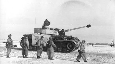 [CoH2][1v1] Propagandacast #556 [US]Ihitto vs [WM]Cruzz