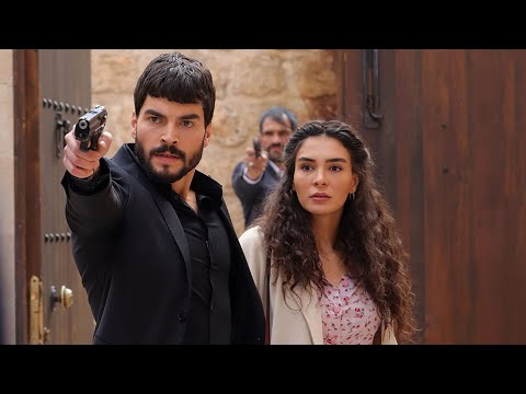 بيقع فى حبها رغم ان هى مراته اصلا لكنه كان بيكرها وبيدافع عنها قدام أهله كلهم