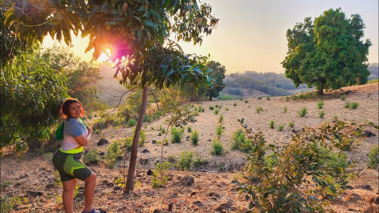 Hermosa Campesina en busca de MANGOS en El Salvador 🇸🇻🥭 Rocío Hernández