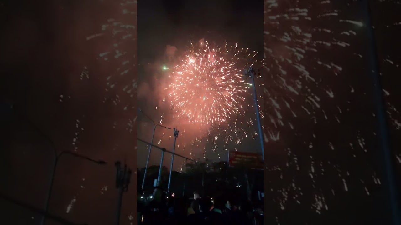 Chúc mừng năm mới 2026 ( máy điện thoại sốt rồi)