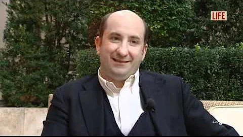 Dove sono nati i genitori di Antonio Albanese?