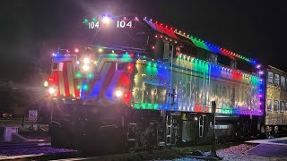 Metra UP District Holiday Train Walk Through 2024