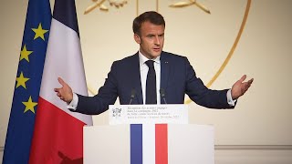 Incendies : « Il nous faut penser une stratégie nouvelle », déclare Emmanuel Macron