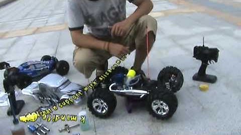 EarthQuake 3.5 Nitro Engine RC monster Truck  Setting up for First Start