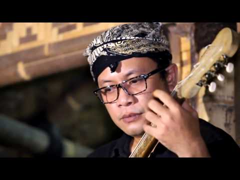 Es Lilin (Fingerstyle) Gitar Sunda - Arranged And Played By Noviandi Candrakusuma