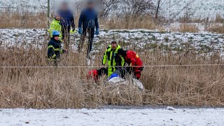 27.12.21 Hest Gik Gennem Isen På Lille Sø Og Frøs Fast