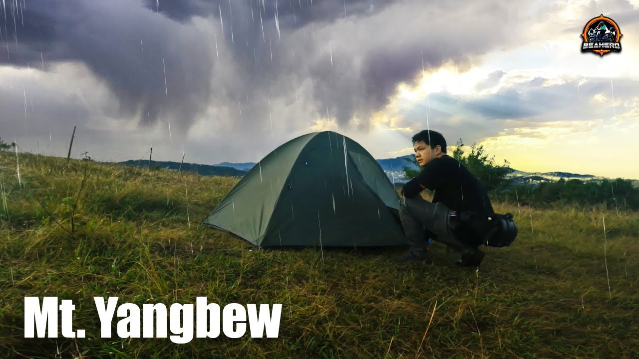 Camping in Heavy Rains sa Pinakamataas na Bundok ng La Trinidad