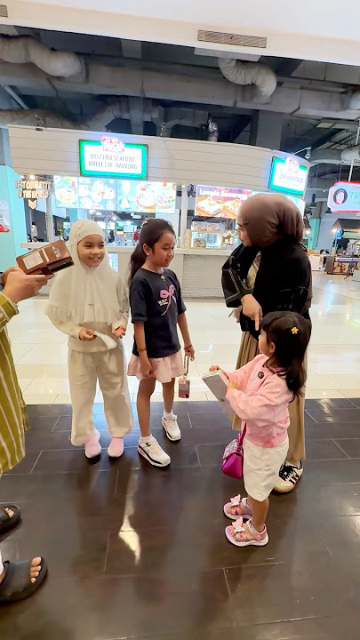 Failed to get a cellphone.. #riaricis #moana