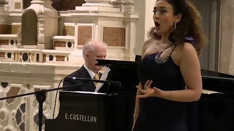 Recital del soprano Natalia Roman, al pianoforte R...