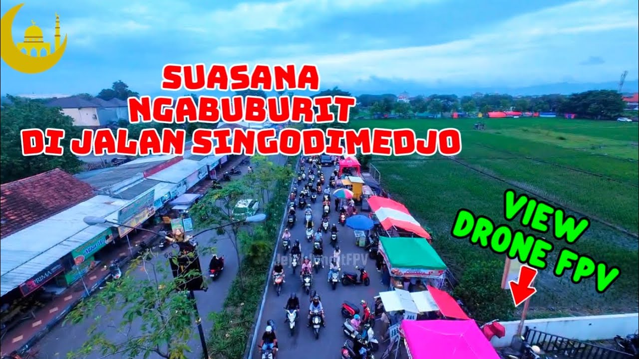 “Detik-Detik Menjelang Maghrib: Suasana Ngabuburit Paling Hidup di Jalan Baru Singodimedjo”.