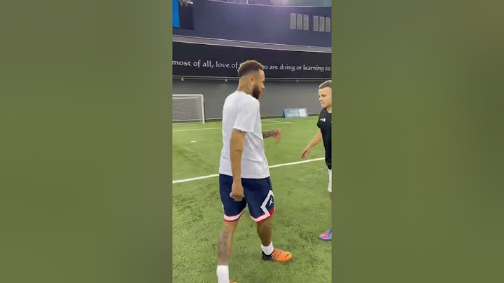 Mbappé vs Neymar Freekick 😱🚀💯 #Neymar #mbappé #freekick