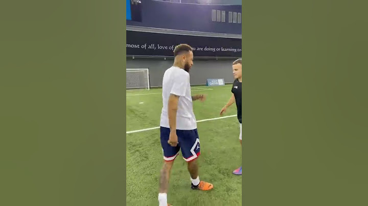 Mbappé vs Neymar Freekick 😱🚀💯 #Neymar #mbappé #freekick