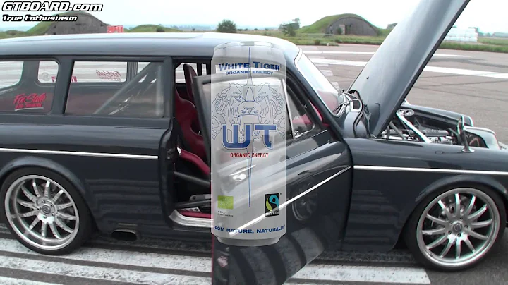 Volvo Amazon playing with Ferrari 458 Italia from ...
