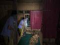 tengah malam jum'at kliwon saat tidur nyenyak di rumah pinggir kuburan