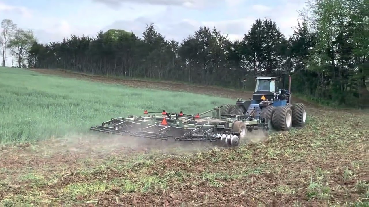 Versatile 1156 foster farm