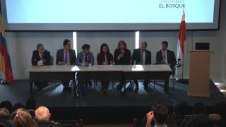 Panel con los conferencistas. Preguntas y comentarios de los asistentes.