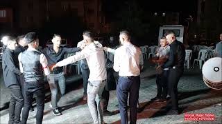 Ahmet Ve Ahmet Can Emeksiz Badisabah Olmadan Açil Hey Ömrümün Varı Yandım Anam Sarıkız Şişeler Ko