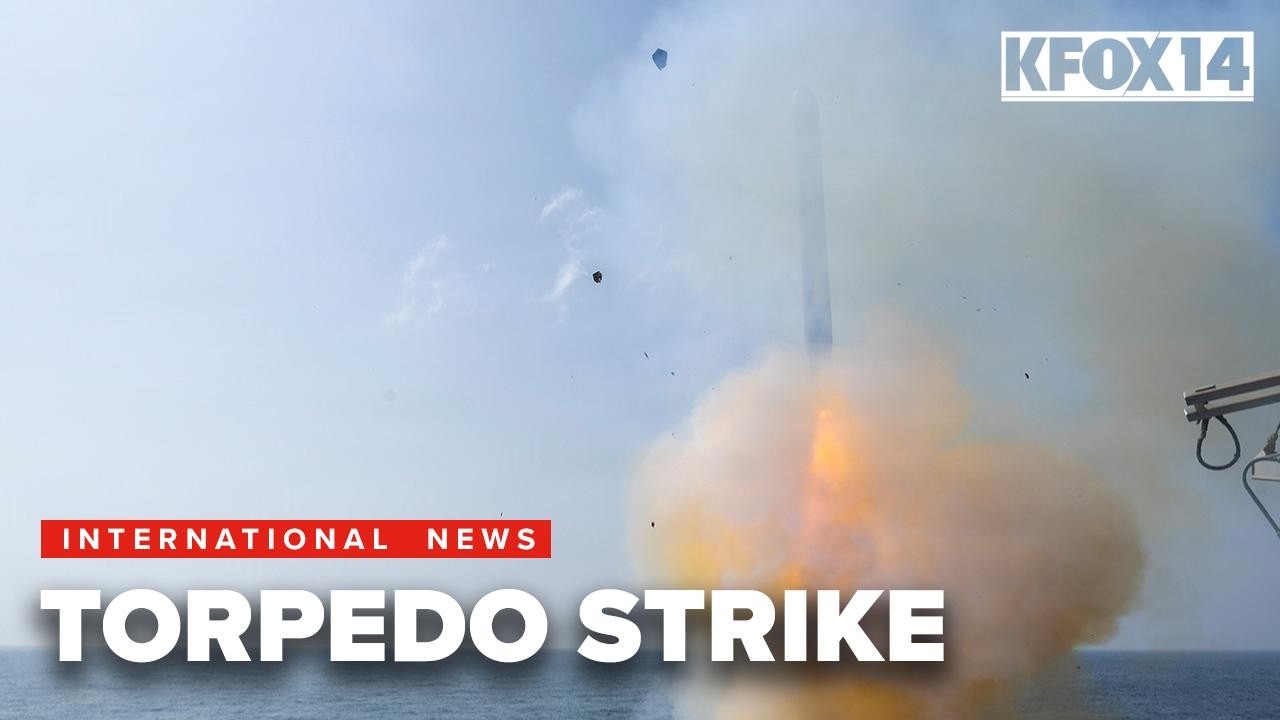 Американская подводная лодка потопила иранский военный корабль, совершив первый торпедный удар со...