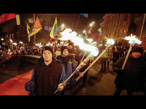 Бандера: герой или военный преступник?