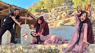 Download Lagu Blindness and betrayal:emotional plea of second wife in court aimed at bridging gap with first wife. MP3 Download Lagu Blindness and betrayal:emotional plea of second wife in court aimed at bridging gap with first wife. MP3