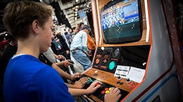 Custom-Built Live-Streaming Arcade Cabinet!